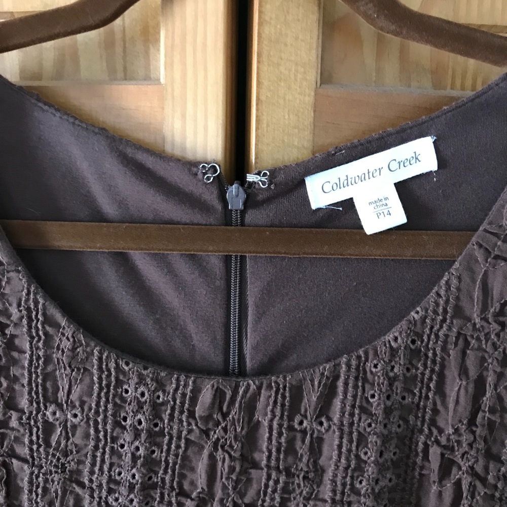 Like new. Brown sleeveless embroidered dress - Picture 5 of 5